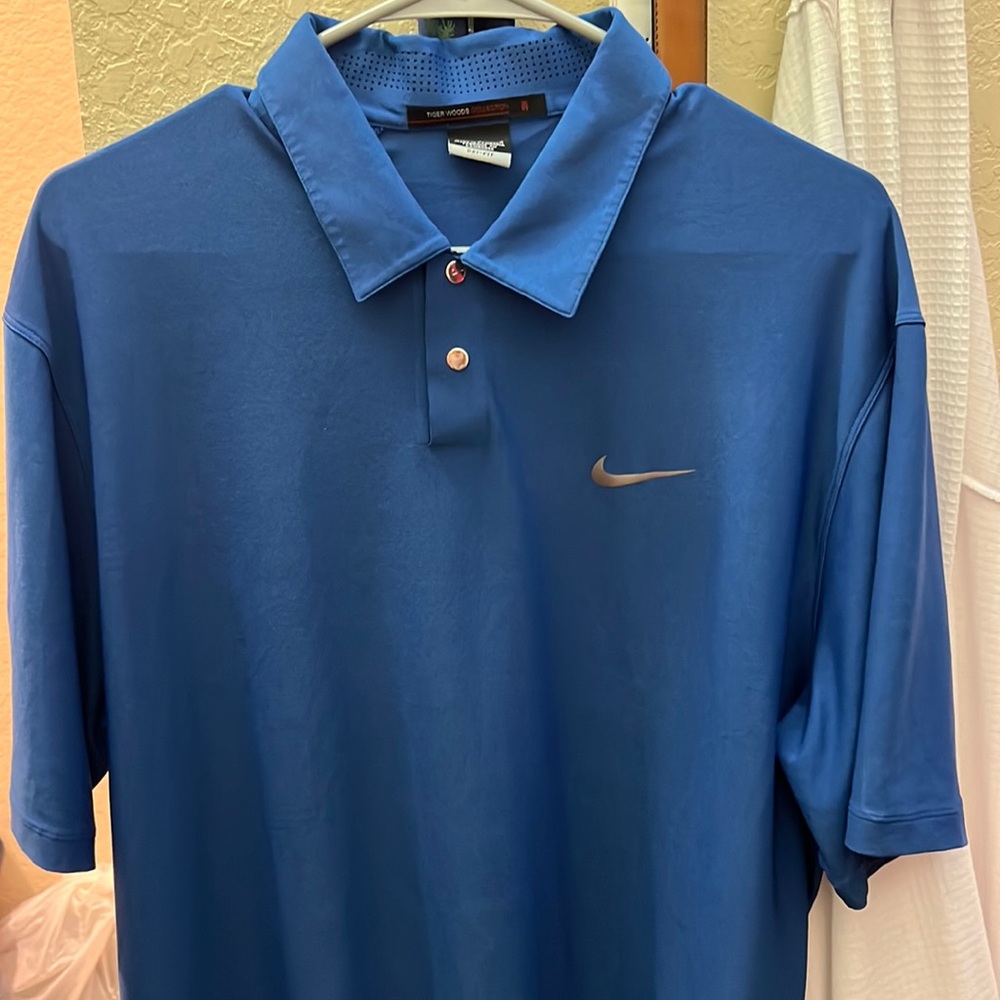 Vintage Nike Tiger woods collection Blue button down polo